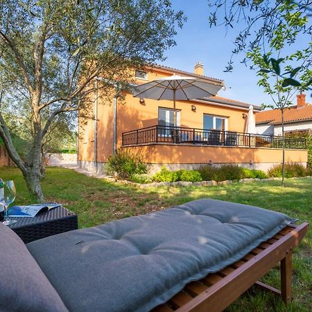 Nenadici  Holiday House Toici מראה חיצוני תמונה