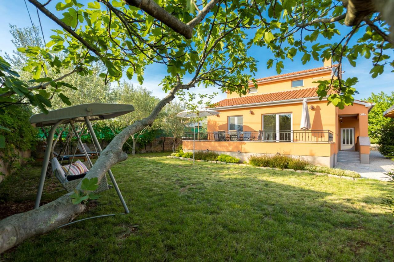 Nenadici  Holiday House Toici מראה חיצוני תמונה
