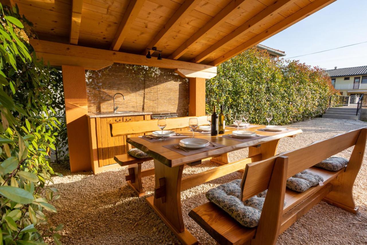 Nenadici  Holiday House Toici מראה חיצוני תמונה