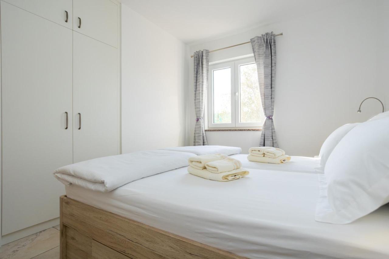 Nenadici  Holiday House Toici מראה חיצוני תמונה