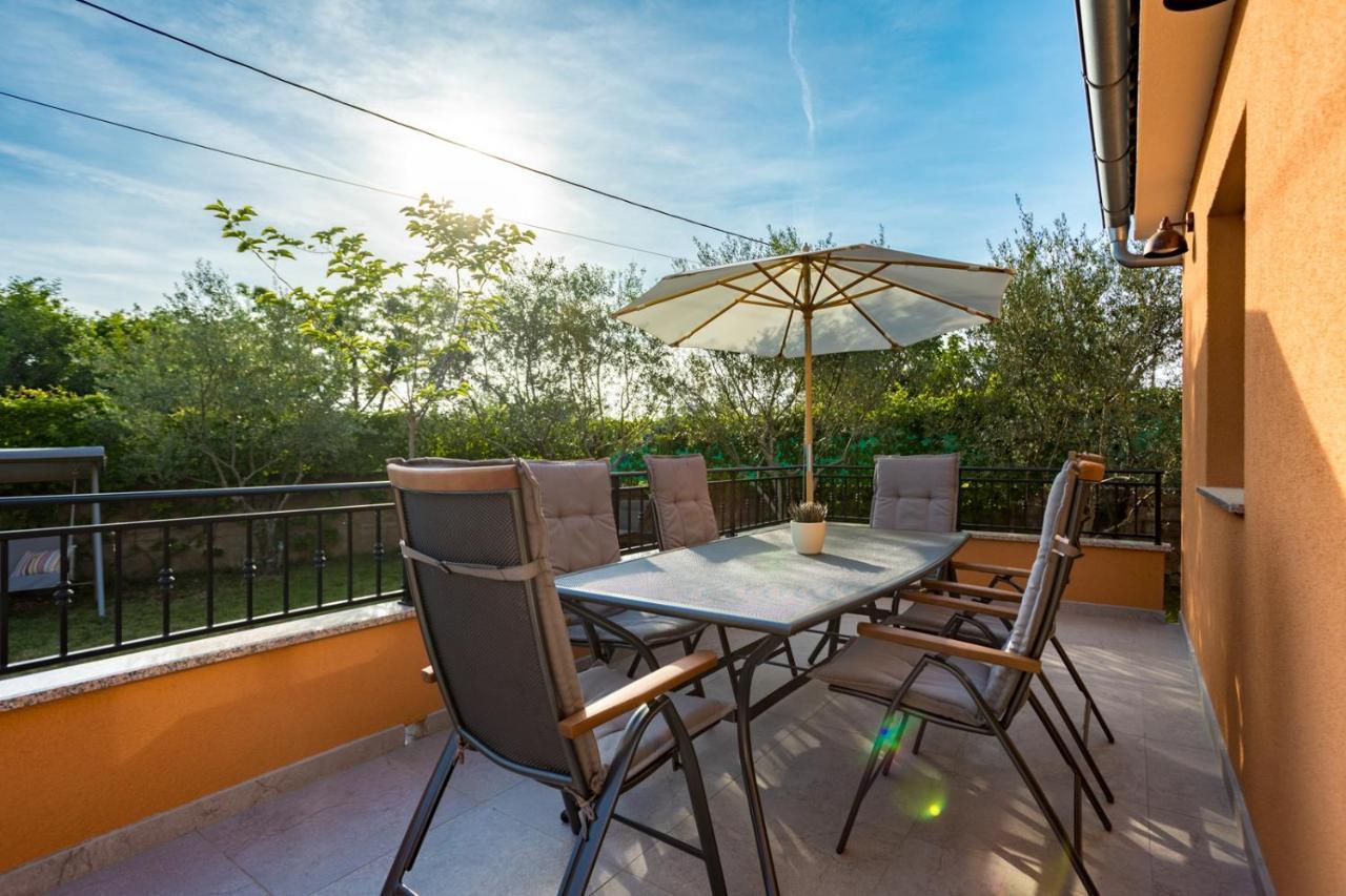 Nenadici  Holiday House Toici מראה חיצוני תמונה